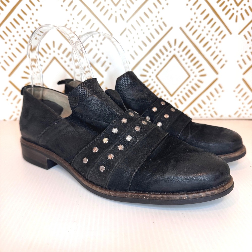 Miz Mooz Black Leather Studded Oxford Loafers‎ Size 37 Slip On Brogue Edgy Work